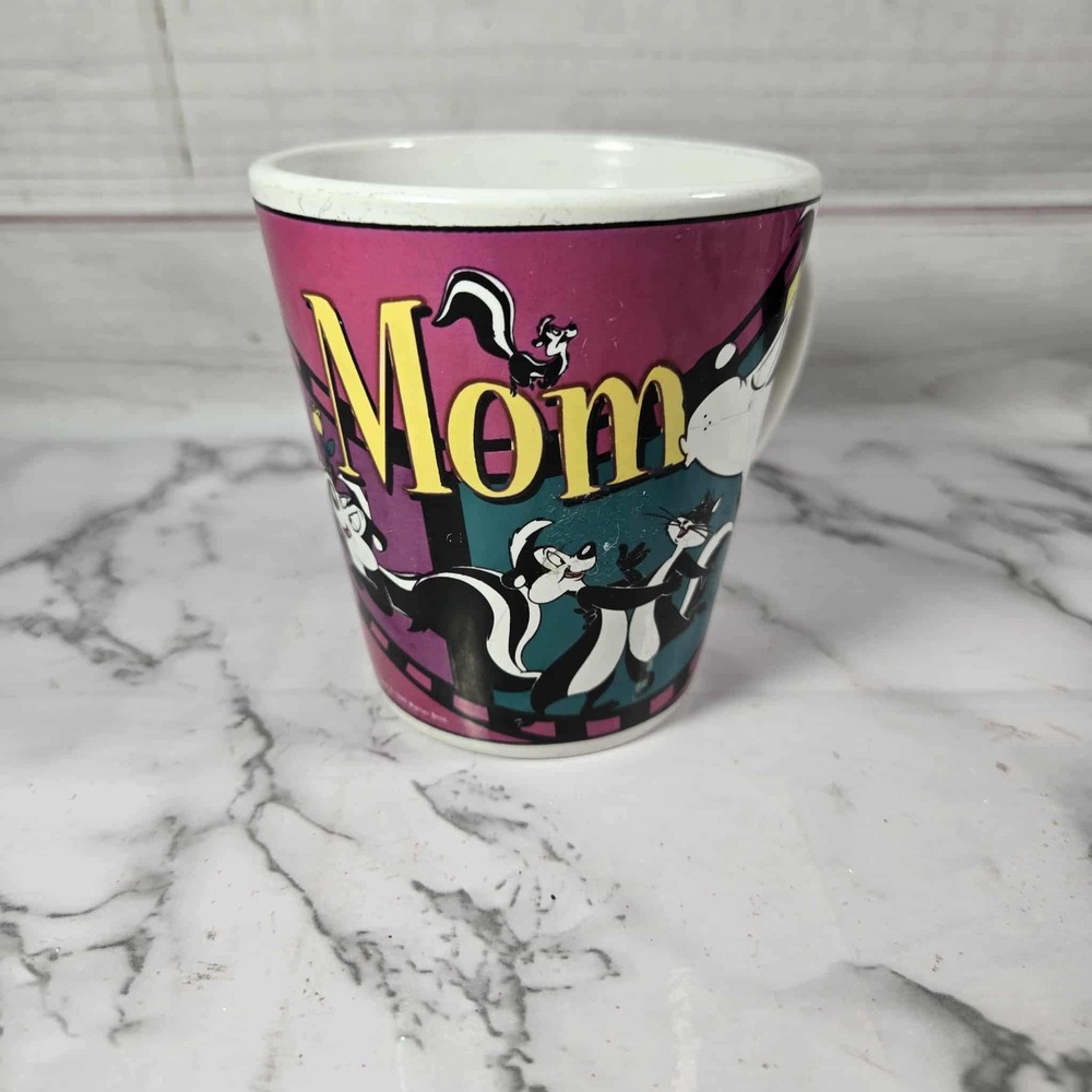 Looney Tunes Mom Mug - Warner Bros. Coffee Cup Cartoon Character